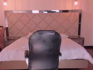 renatareyes's CamSoda show and profile