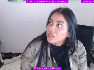 victoriaa-brown's Live Sex Cam Show