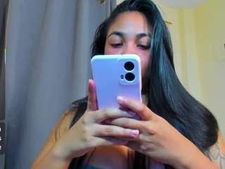 lunabluee Live Webcam on CamSoda