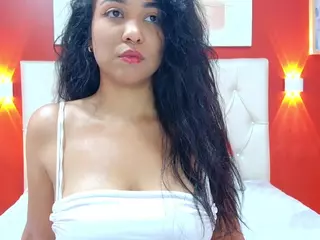 Camilaperez's Live Sex Cam Show