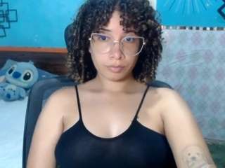 nadiablack live cam preview