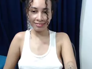 nadiablack's Live Sex Cam Show