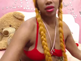 NahomyFox's Live Sex Cam Show