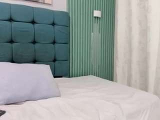  claudiacole chat room