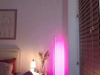 avaxo from CamSoda is Freechat