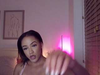 avaxo Live Webcam on CamSoda