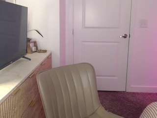 avaxo Live Webcam on CamSoda