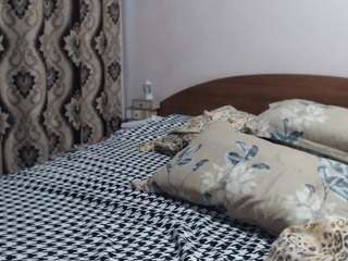 queentwerk live webcam show
