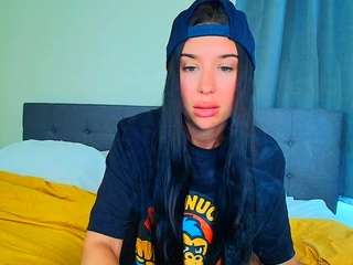 tighttinymilf Live Webcam on CamSoda
