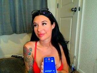 tighttinymilf Live Webcam on CamSoda