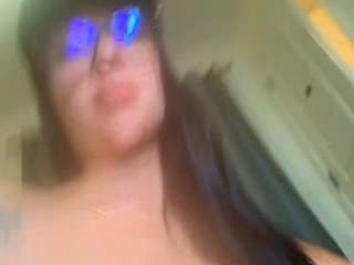 tighttinymilf webcam