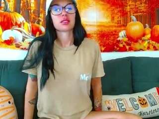  tighttinymilf chat room