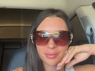 tighttinymilf webcam