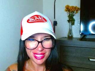 tighttinymilf Live Webcam on CamSoda