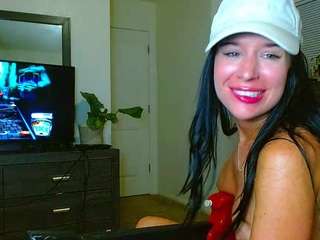 tighttinymilf webcam