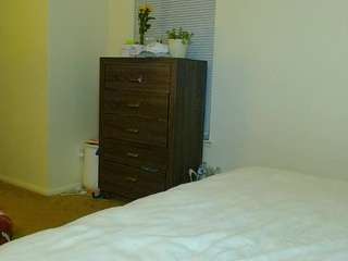 tighttinymilf webcam