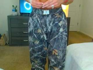 tighttinymilf webcam