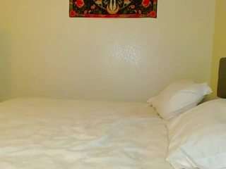  tighttinymilf chat room