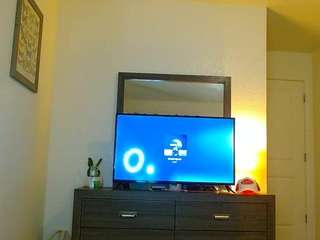 tighttinymilf webcam