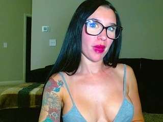 tighttinymilf Live Webcam on CamSoda