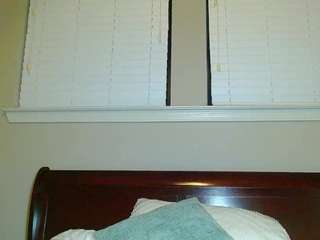 tighttinymilf webcam