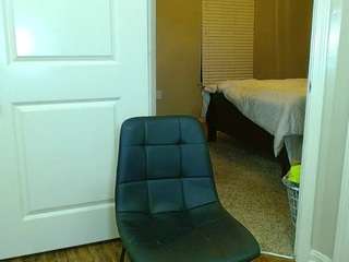 tighttinymilf Live Webcam on CamSoda