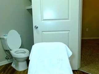 Live webcam model tighttinymilf on Soda Cams