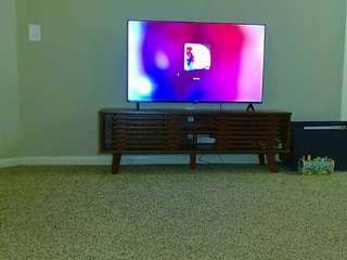 Live webcam model tighttinymilf on Soda Cams