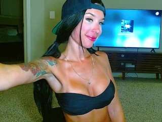 tighttinymilf Live Webcam on CamSoda
