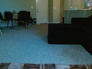 Live webcam model tighttinymilf on Soda Cams