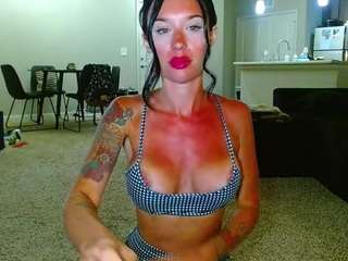 tighttinymilf webcam