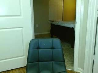 tighttinymilf's CamSoda show and profile