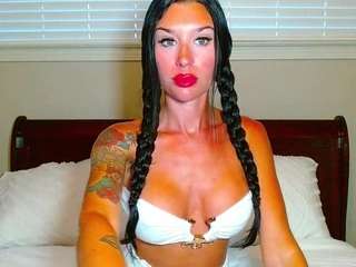 tighttinymilf webcam