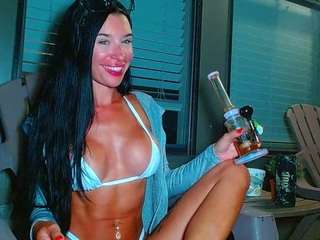 tighttinymilf