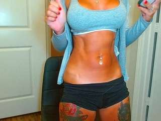tighttinymilf