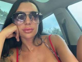 tighttinymilf