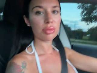 tighttinymilf