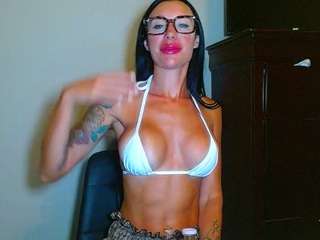 tighttinymilf