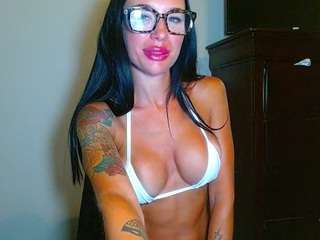 tighttinymilf Live Webcam on CamSoda