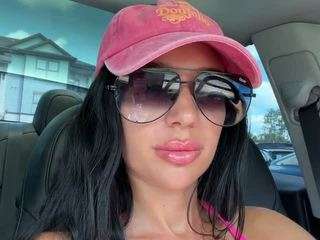 tighttinymilf