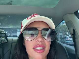 tighttinymilf Live Webcam on CamSoda