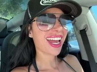 tighttinymilf Live Webcam on CamSoda