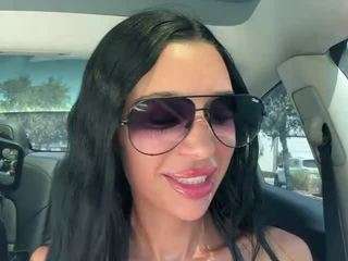tighttinymilf Live Webcam on CamSoda