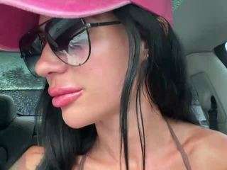 tighttinymilf