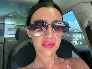 tighttinymilf