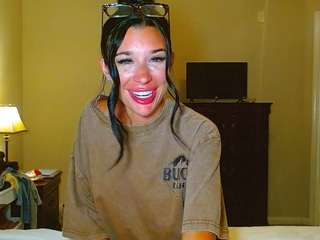 tighttinymilf Live Webcam on CamSoda