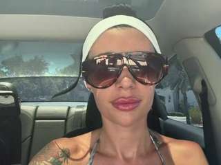 tighttinymilf