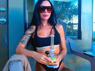 tighttinymilf