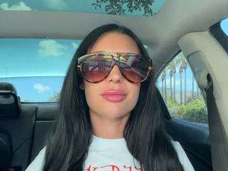 tighttinymilf