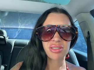 tighttinymilf